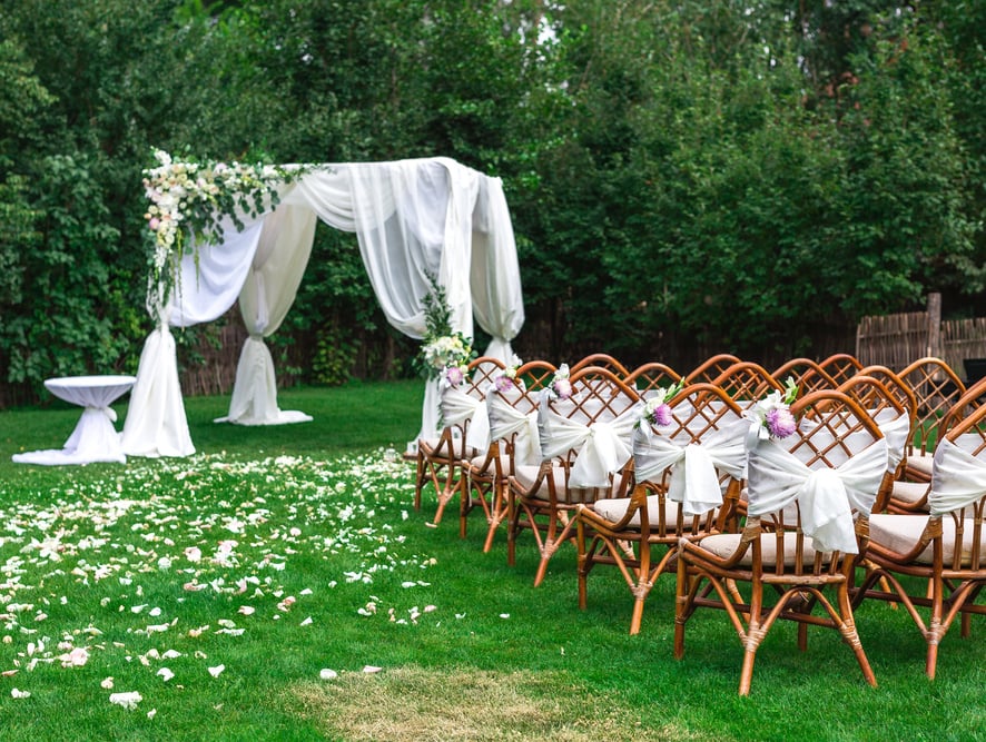 Beautiful setting for outdoors wedding ceremony